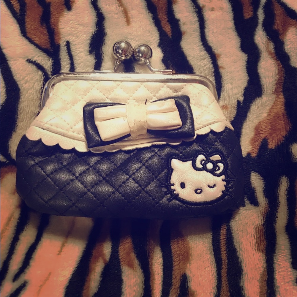 Hello kitty coin purse